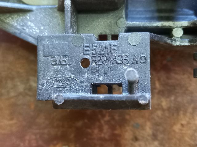 bontott FORD FOCUS II Jobb első Külső Kilincs