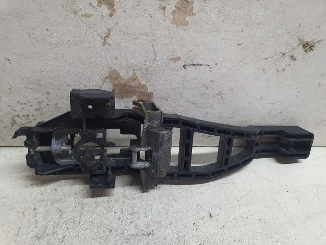 bontott FORD FOCUS II Jobb első Külső Kilincsfészek