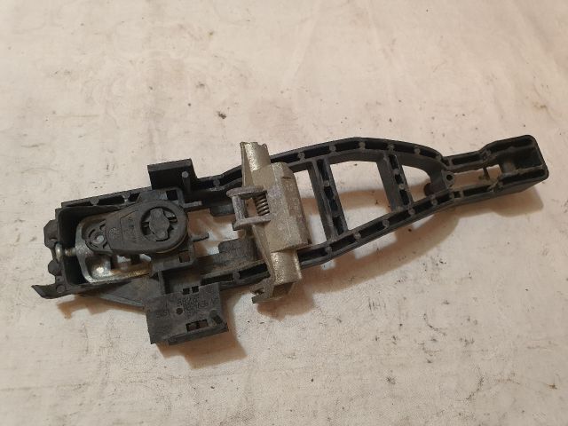 bontott FORD FOCUS II Jobb első Külső Kilincsfészek