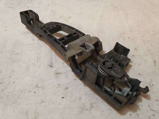 bontott FORD FOCUS II Jobb első Külső Kilincsfészek