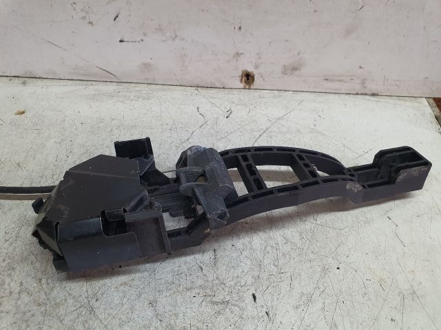 bontott FORD FOCUS II Jobb első Külső Kilincsfészek