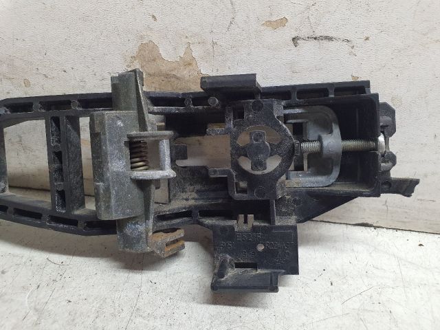 bontott FORD FOCUS II Jobb első Külső Kilincsfészek