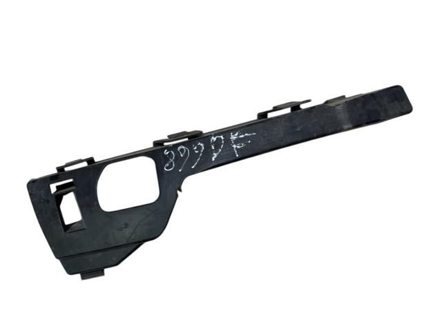 bontott FORD FOCUS II Jobb első Lökhárító Tartó (Műanyag)