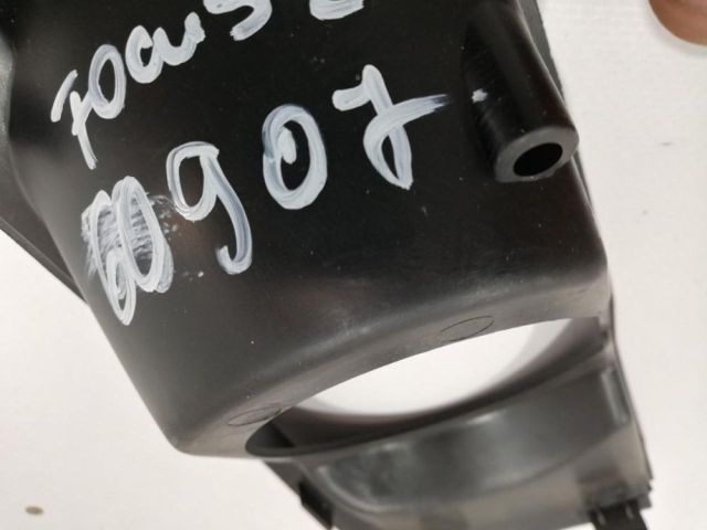 bontott FORD FOCUS II Jobb első Lökhárító Vakborítás