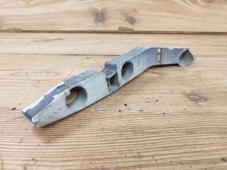 bontott FORD FOCUS II Jobb első Oldal Lökhárító Tartó (Műanyag)