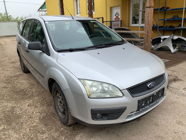 bontott FORD FOCUS II Jobb első Oldal Lökhárító Tartó (Műanyag)