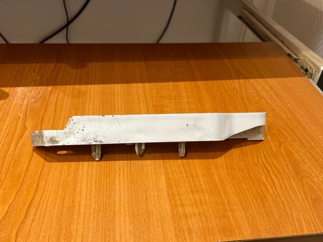 bontott FORD FOCUS II Jobb első Oldal Lökhárító Tartó (Műanyag)