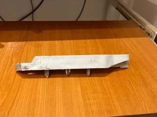 bontott FORD FOCUS II Jobb első Oldal Lökhárító Tartó (Műanyag)