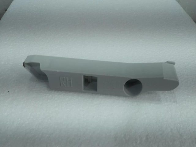 bontott FORD FOCUS II Jobb első Oldal Lökhárító Tartó (Műanyag)