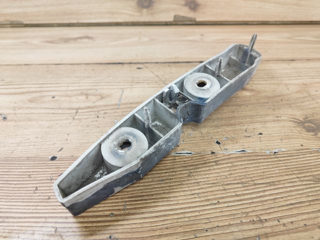 bontott FORD FOCUS II Jobb első Oldal Lökhárító Tartó (Műanyag)