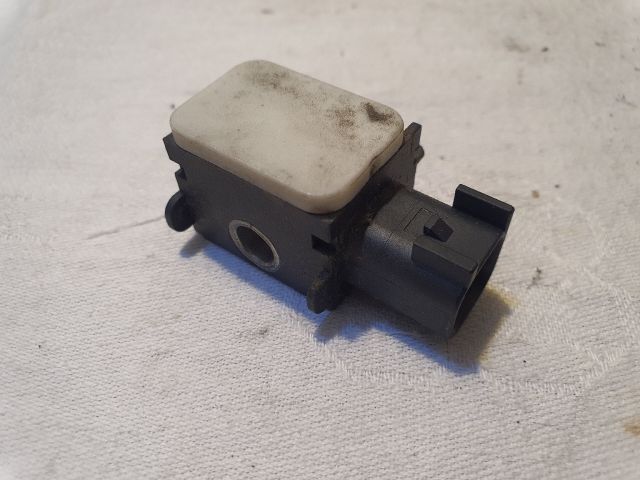 bontott FORD FOCUS II Jobb első Oldal Ütközés Érzékelő