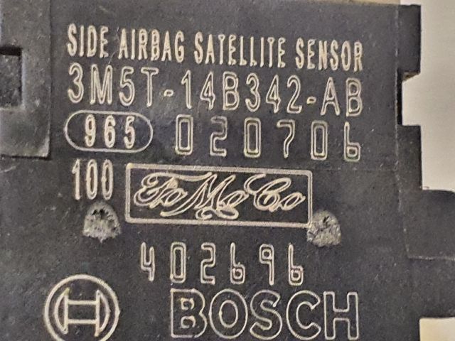 bontott FORD FOCUS II Jobb első Oldal Ütközés Érzékelő