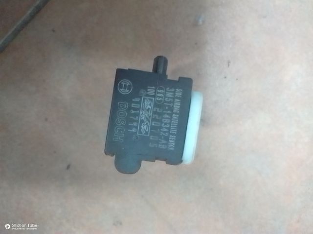 bontott FORD FOCUS II Jobb első Oldal Ütközés Érzékelő