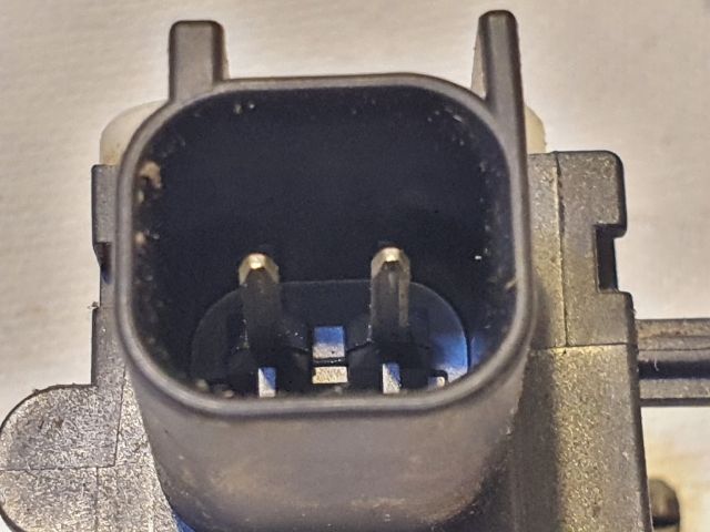 bontott FORD FOCUS II Jobb első Oldal Ütközés Érzékelő