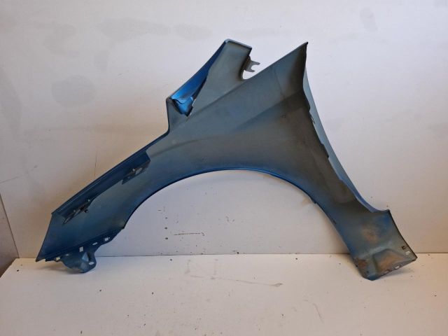 bontott FORD FOCUS II Jobb első Sárvédő