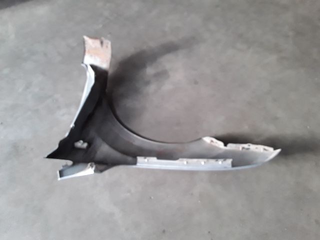 bontott FORD FOCUS II Jobb első Sárvédő