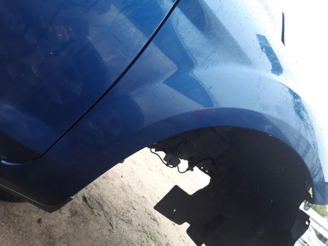 bontott FORD FOCUS II Jobb első Sárvédő