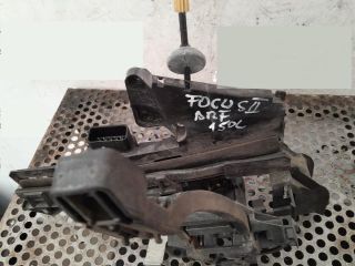 bontott FORD FOCUS II Jobb első Zsanér