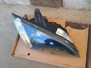 bontott FORD FOCUS II Jobb Fényszóró