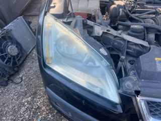 bontott FORD FOCUS II Jobb Fényszóró