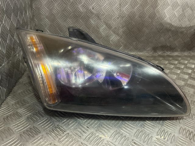 bontott FORD FOCUS II Jobb Fényszóró