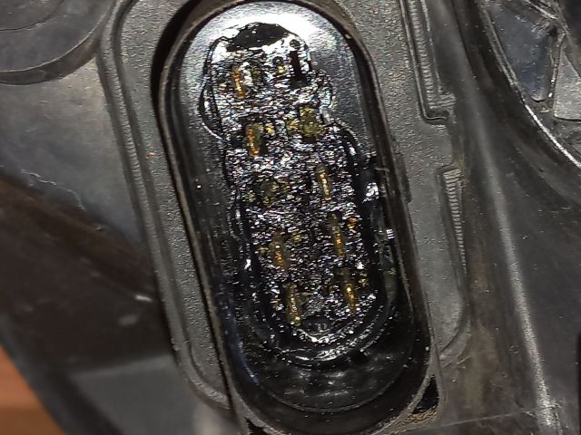 bontott FORD FOCUS II Jobb Fényszóró