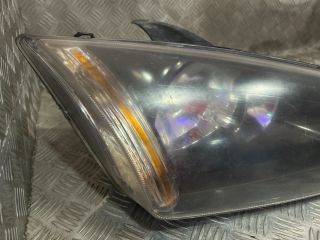 bontott FORD FOCUS II Jobb Fényszóró