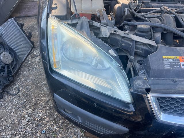 bontott FORD FOCUS II Jobb Fényszóró