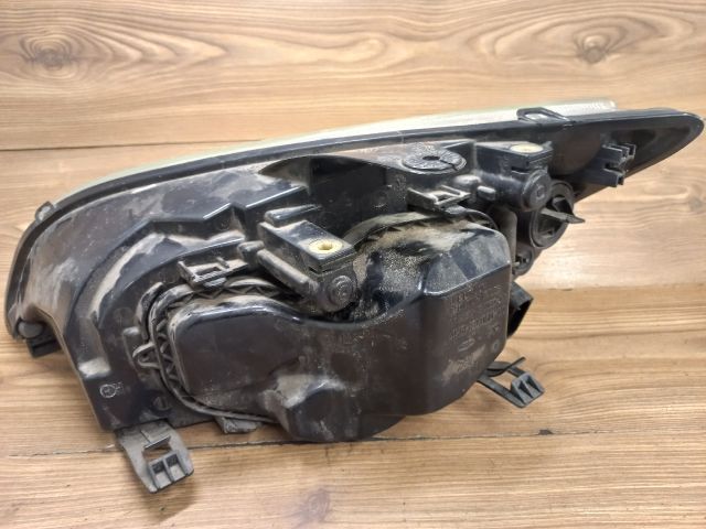 bontott FORD FOCUS II Jobb Fényszóró