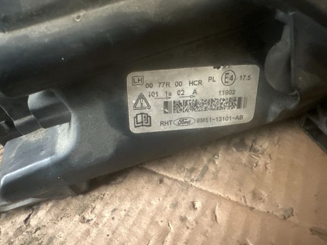 bontott FORD FOCUS II Jobb Fényszóró