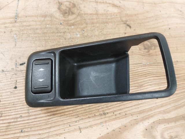 bontott FORD FOCUS II Jobb hátsó Ablakemelő Kapcsoló