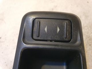 bontott FORD FOCUS II Jobb hátsó Ablakemelő Kapcsoló