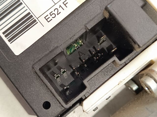 bontott FORD FOCUS II Jobb hátsó Ablakemelő Motor