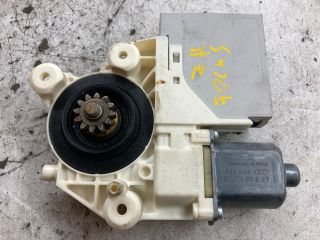 bontott FORD FOCUS II Jobb hátsó Ablakemelő Motor