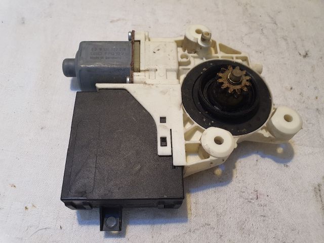 bontott FORD FOCUS II Jobb hátsó Ablakemelő Motor