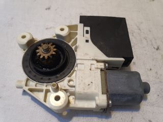 bontott FORD FOCUS II Jobb hátsó Ablakemelő Motor