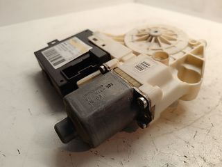 bontott FORD FOCUS II Jobb hátsó Ablakemelő Motor