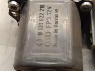 bontott FORD FOCUS II Jobb hátsó Ablakemelő Motor