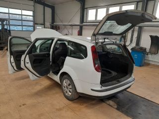 bontott FORD FOCUS II Jobb hátsó Ablakemelő Szerkezet (Mechanikus)