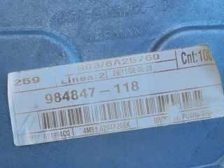 bontott FORD FOCUS II Jobb hátsó Ablakemelő Szerkezet (Mechanikus)