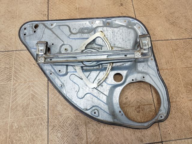 bontott FORD FOCUS II Jobb hátsó Ablakemelő Szerkezet (Mechanikus)