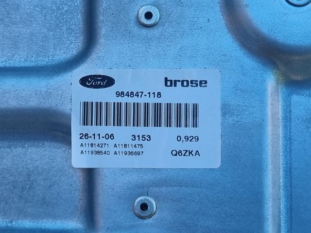 bontott FORD FOCUS II Jobb hátsó Ablakemelő Szerkezet (Mechanikus)