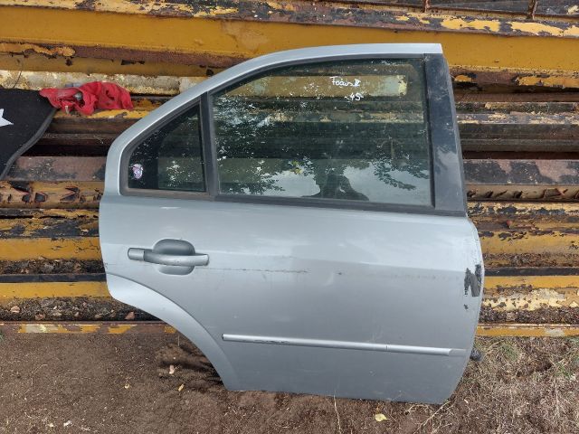 bontott FORD FOCUS II Jobb hátsó Ajtó (Részeivel)