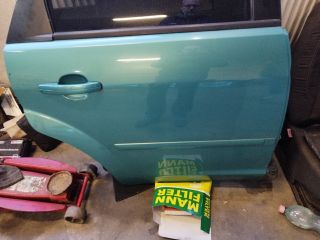 bontott FORD FOCUS II Jobb hátsó Ajtó (Részeivel)