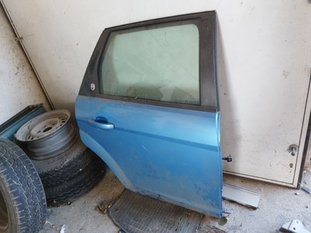 bontott FORD FOCUS II Jobb hátsó Ajtó (Részeivel)