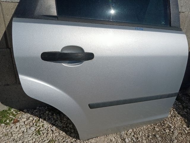 bontott FORD FOCUS II Jobb hátsó Ajtó (Részeivel)