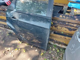 bontott FORD FOCUS II Jobb hátsó Ajtó (Részeivel)