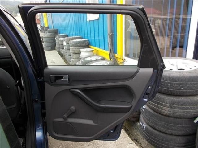 bontott FORD FOCUS II Jobb hátsó Ajtó (Üres lemez)