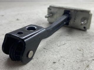 bontott FORD FOCUS II Jobb hátsó Ajtóhatároló