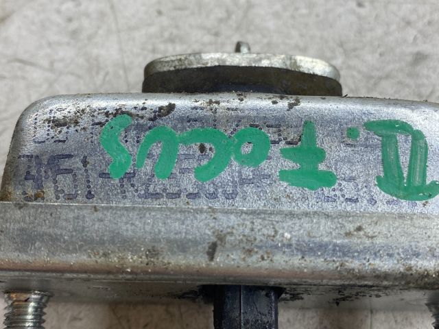 bontott FORD FOCUS II Jobb hátsó Ajtóhatároló